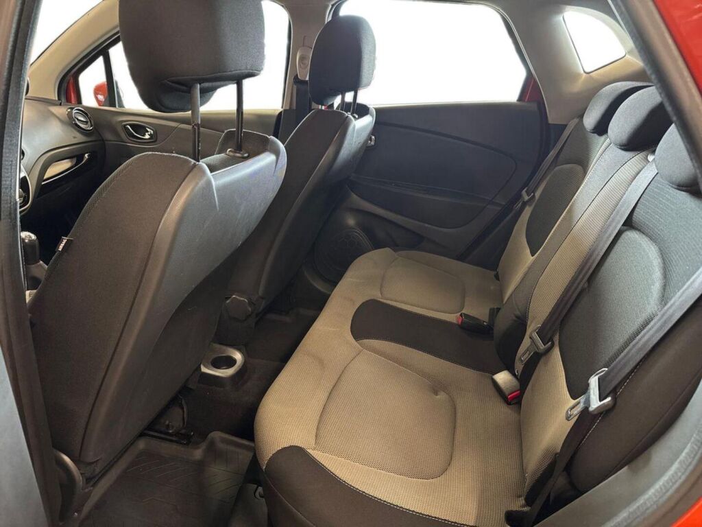 Renault Captur 2014 Oranssi