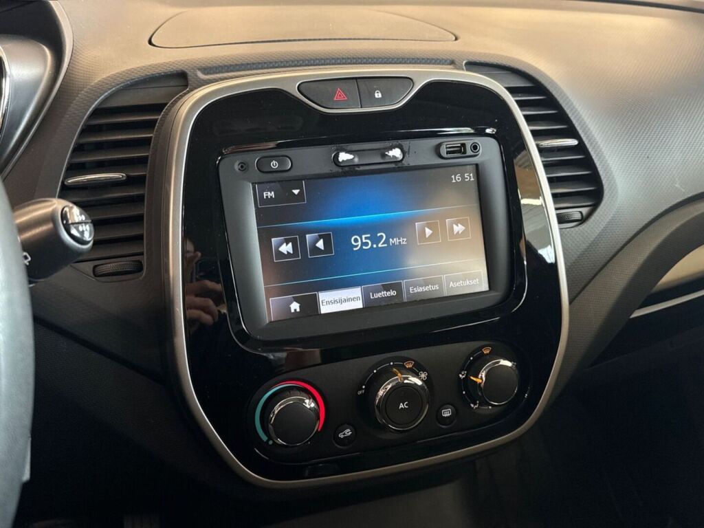 Renault Captur 2014 Oranssi