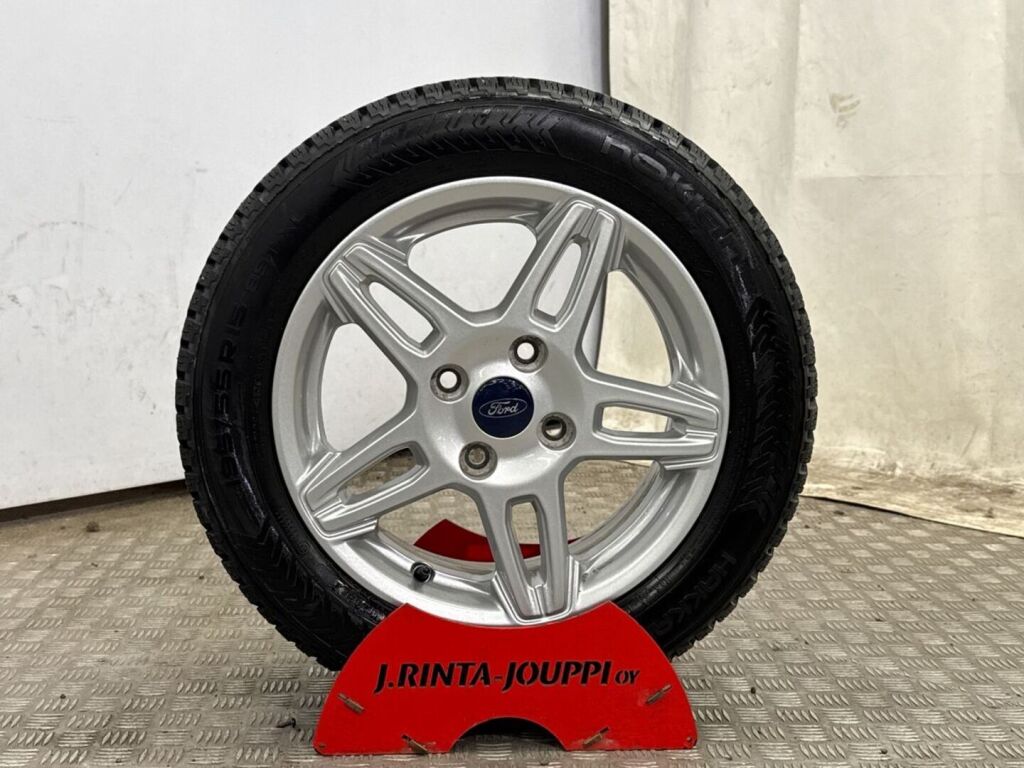 Ford Fiesta 2014 Ruskea (beige)