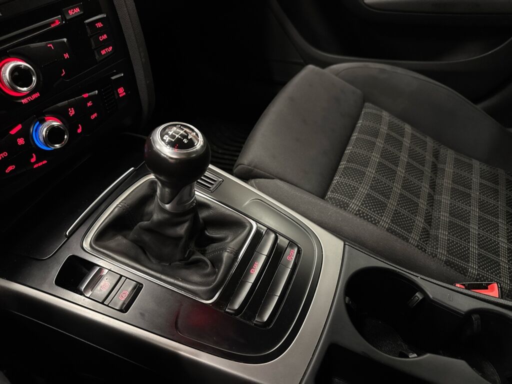 Audi A5 2013 Punainen