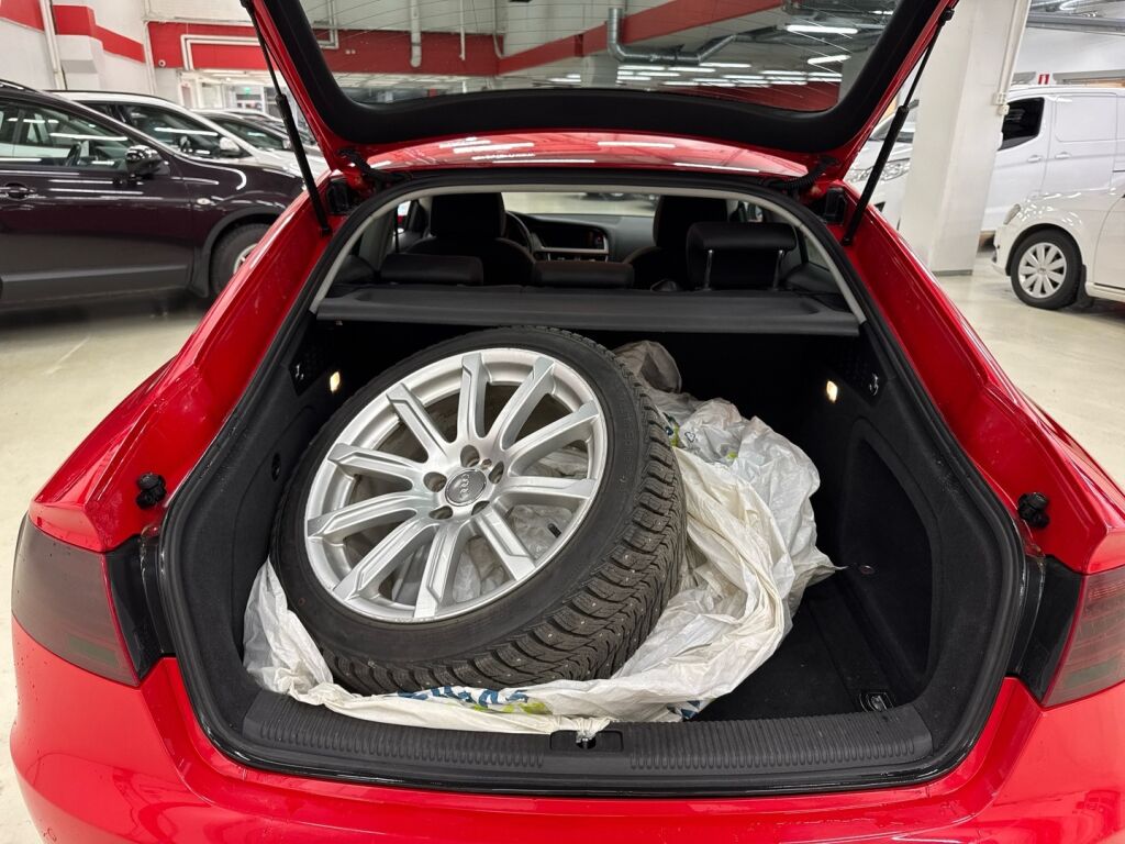 Audi A5 2013 Punainen