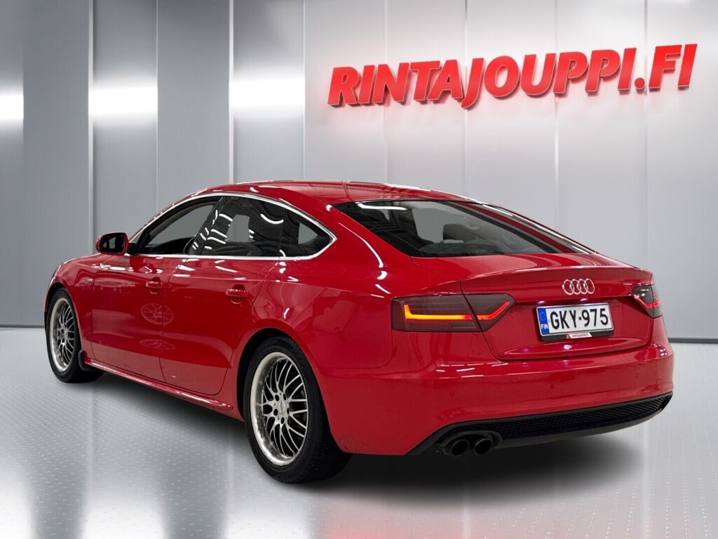 Audi A5 2013 Punainen