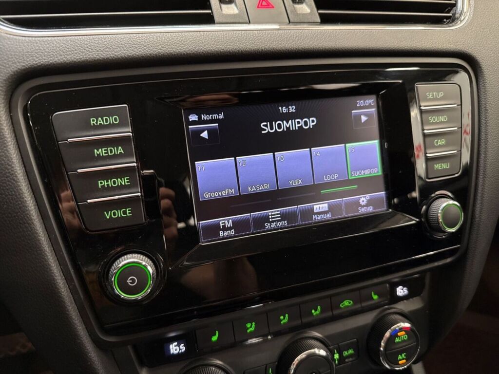 Skoda Octavia 2013 Valkoinen