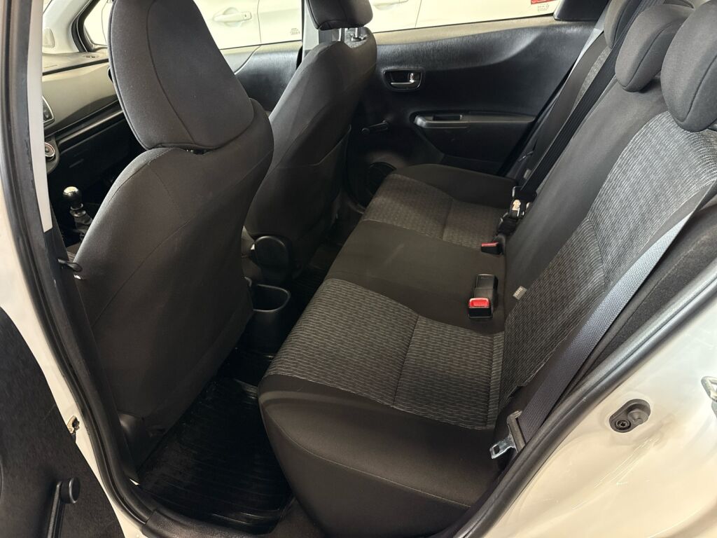 Toyota Yaris 2014 Valkoinen