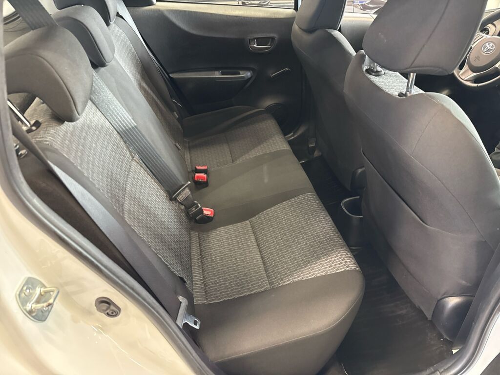 Toyota Yaris 2014 Valkoinen