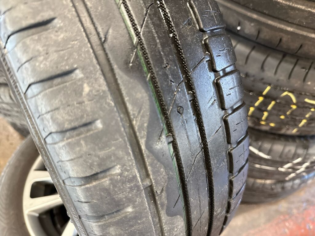 Toyota Yaris 2014 Valkoinen