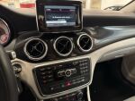Mercedes-Benz CLA 2014 Musta