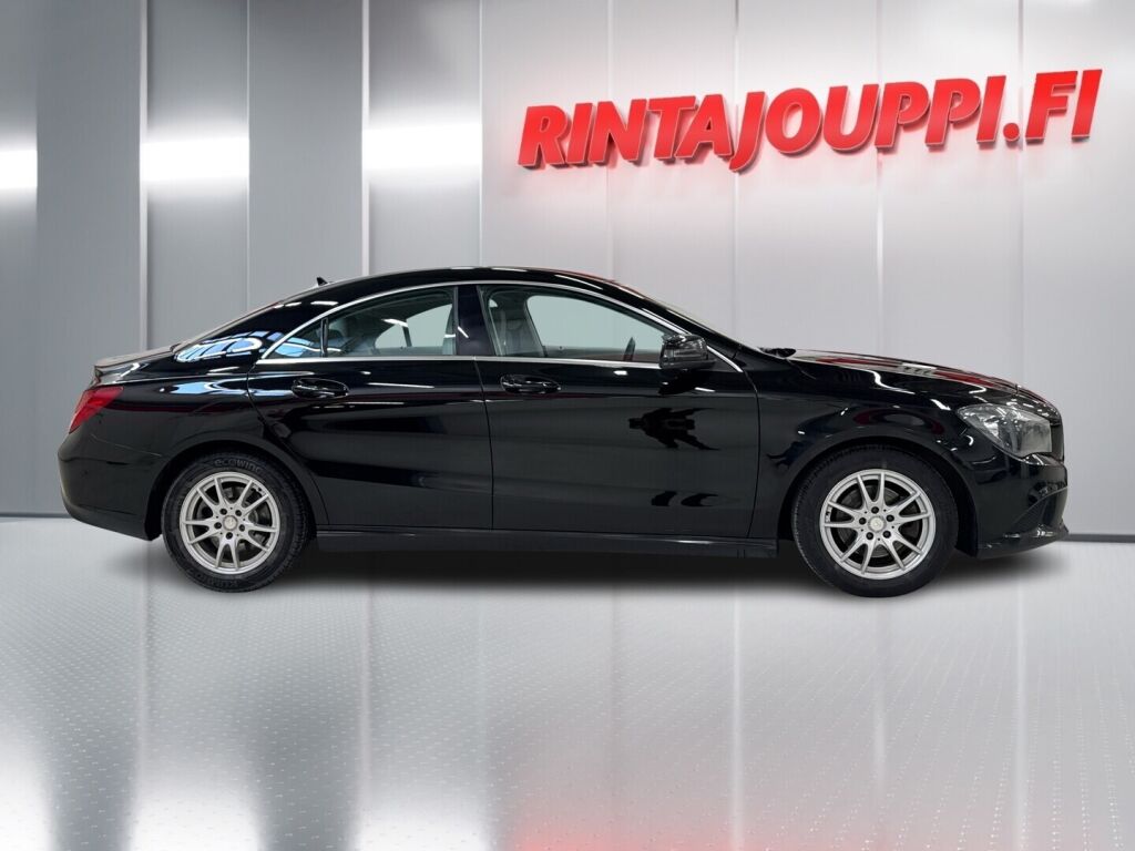 Mercedes-Benz CLA 2014 Musta