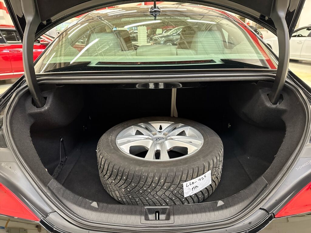 Mercedes-Benz CLA 2014 Musta