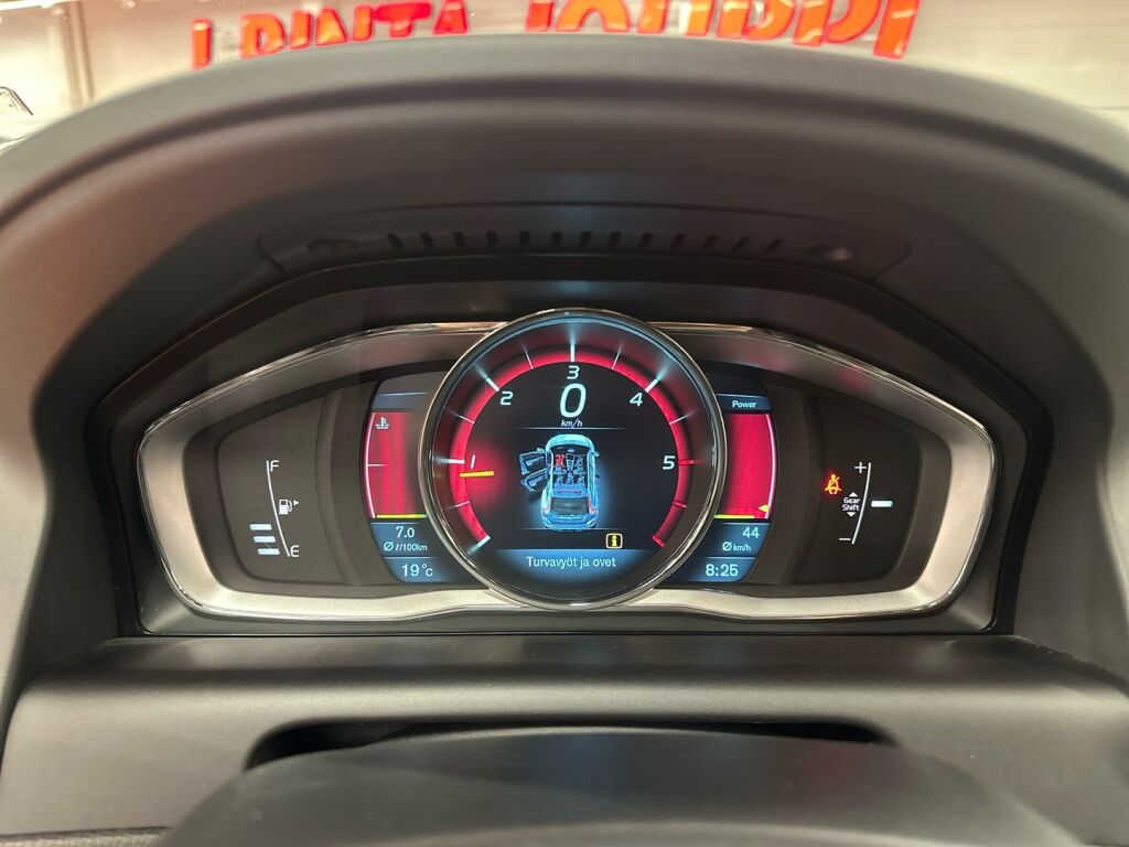 Volvo XC60 2014 Musta