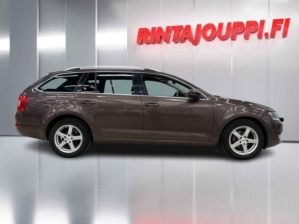 Skoda Octavia 2014 Ruskea (beige)