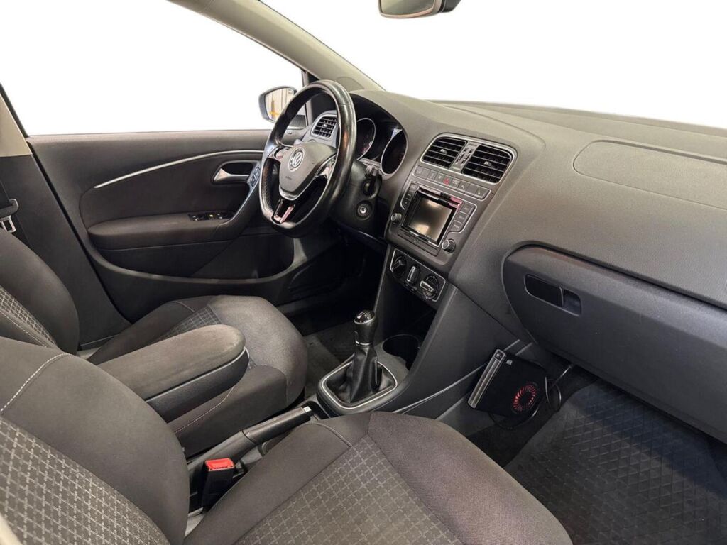 Volkswagen Polo 2014 Valkoinen