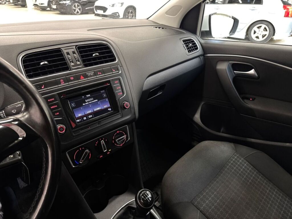 Volkswagen Polo 2014 Valkoinen