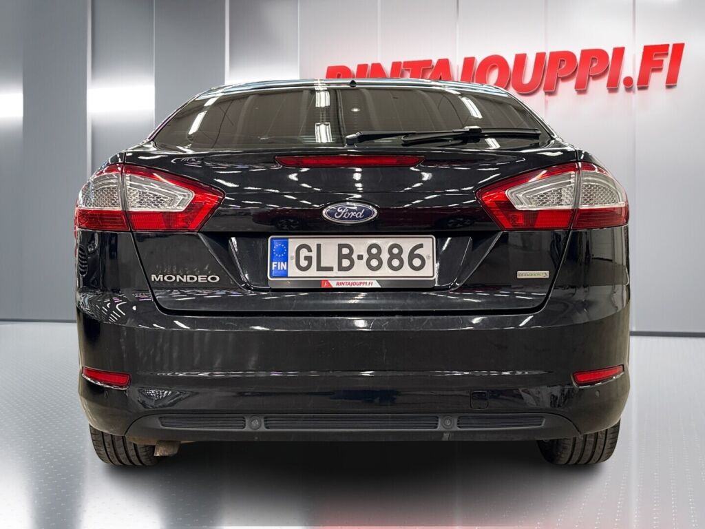 Ford Mondeo 2014 Musta