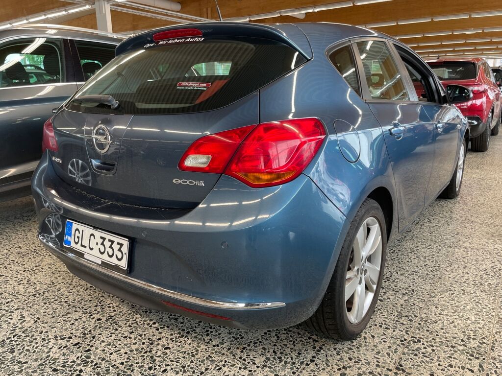 Opel Astra 2014 Sininen
