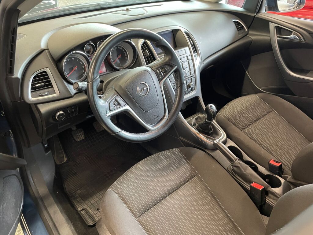 Opel Astra 2014 Sininen