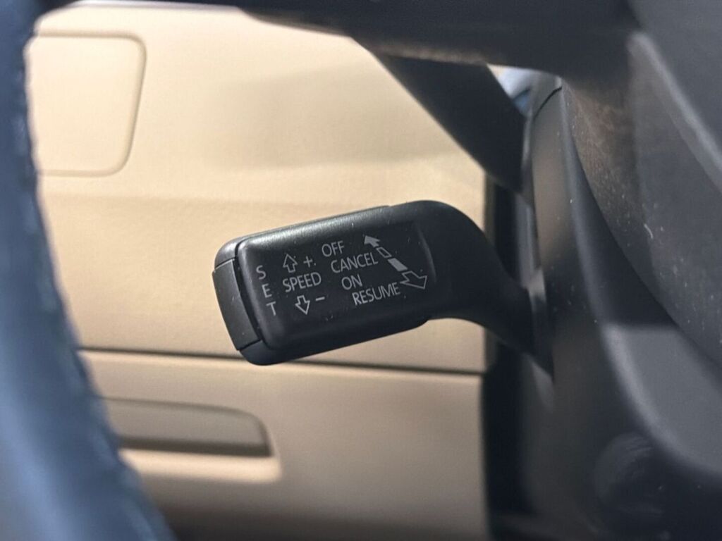 Volkswagen Passat 2014 Ruskea (beige)