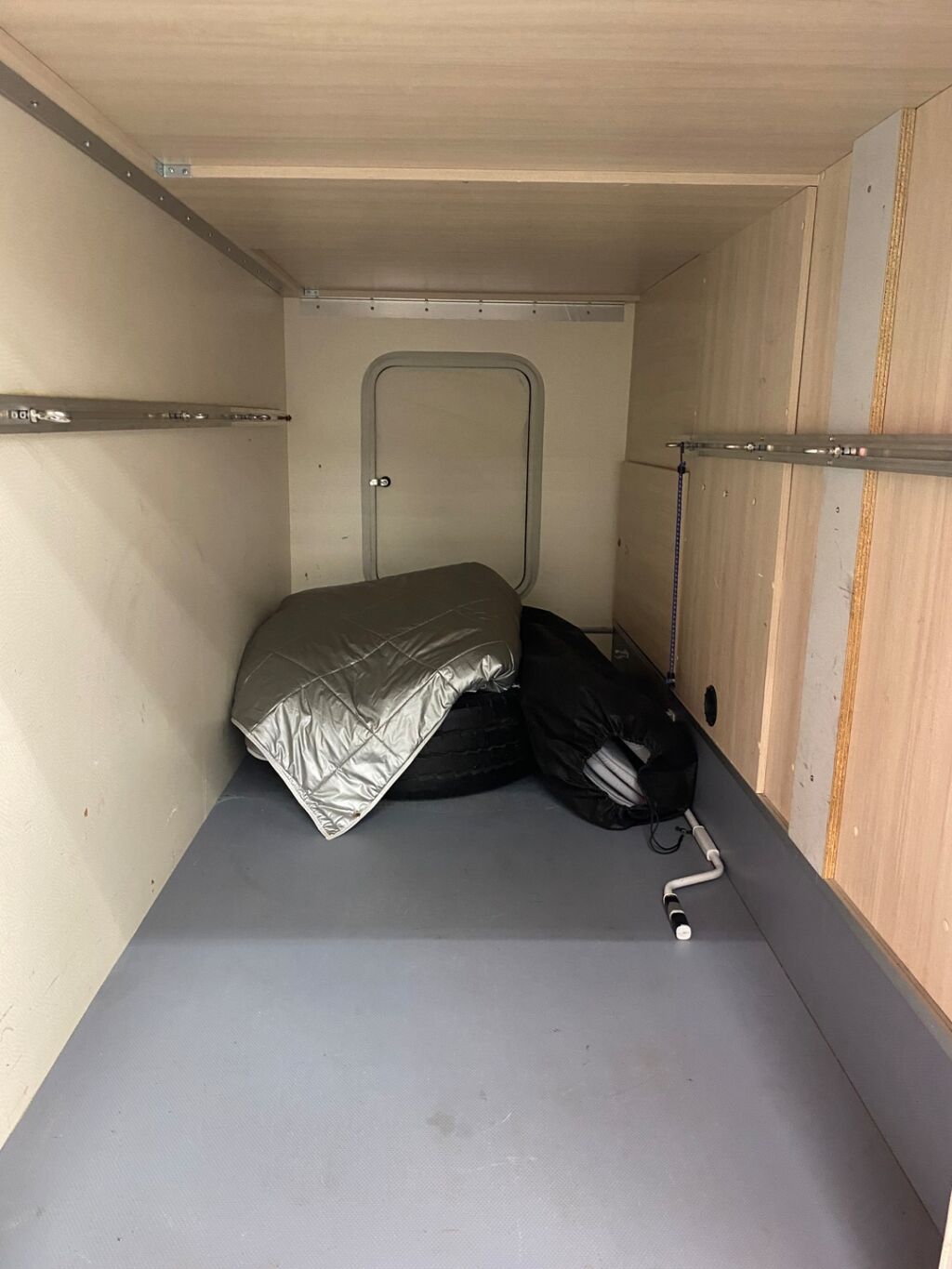 Hobby T65 GE 2014 Valkoinen