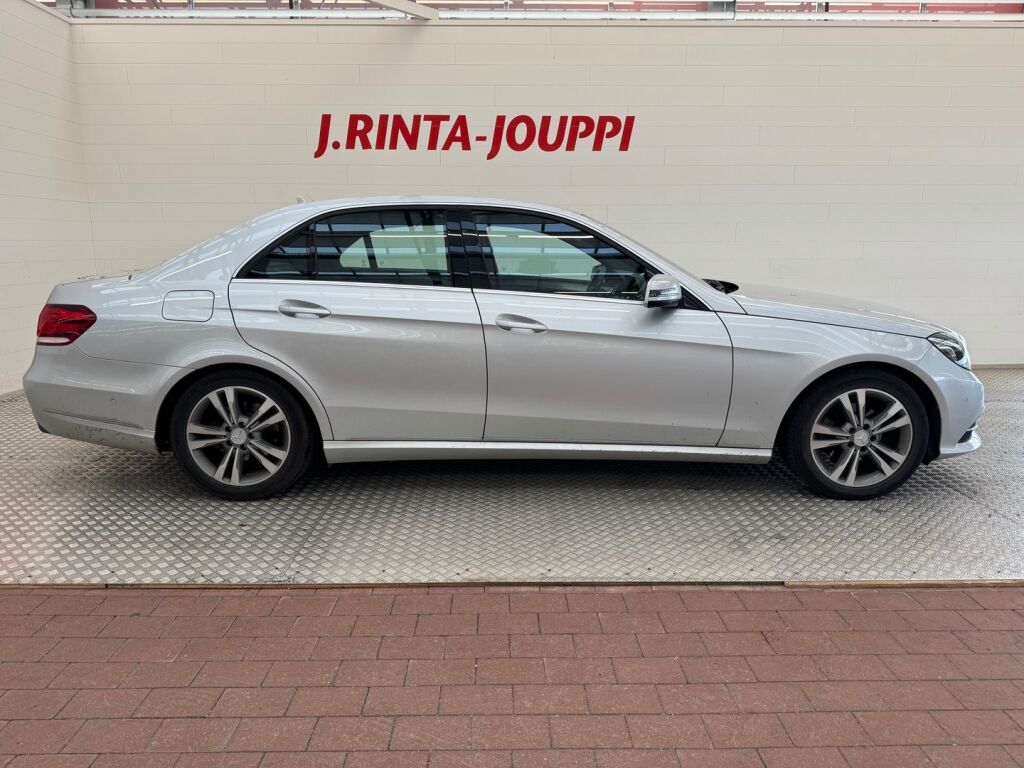 Mercedes-Benz E 2014 Harmaa
