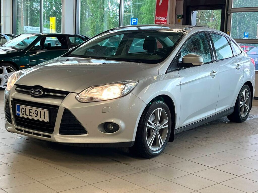Ford Focus 2014 Harmaa