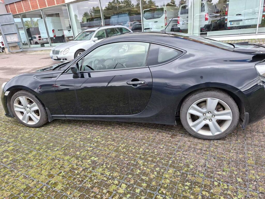 Subaru BRZ 2014 Musta