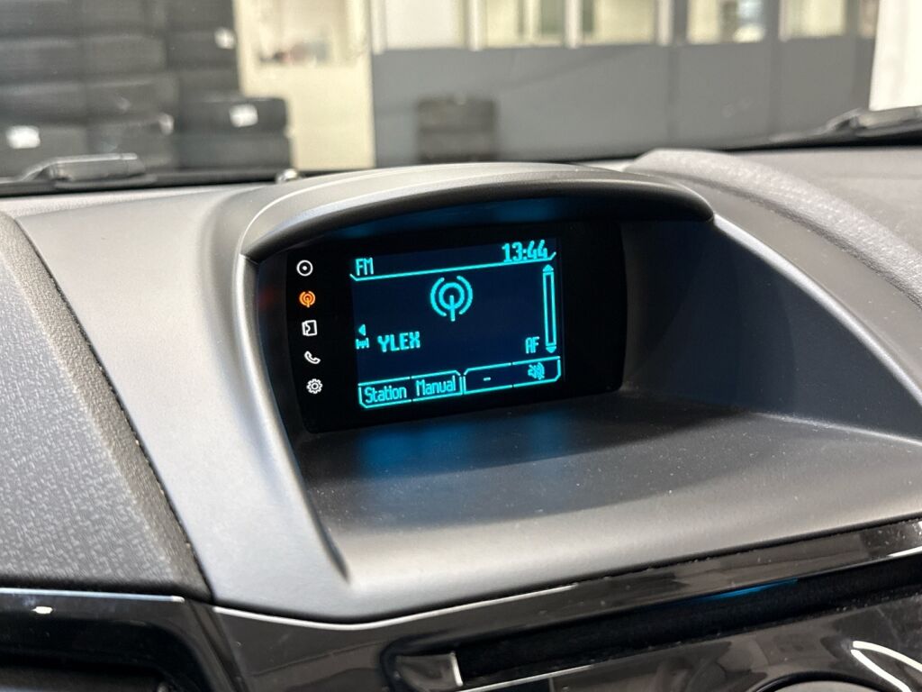 Ford Fiesta Van 2014 Musta