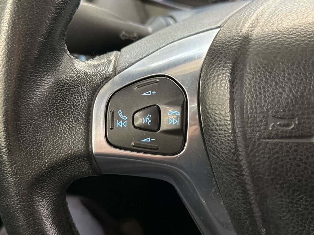 Ford Fiesta Van 2014 Musta