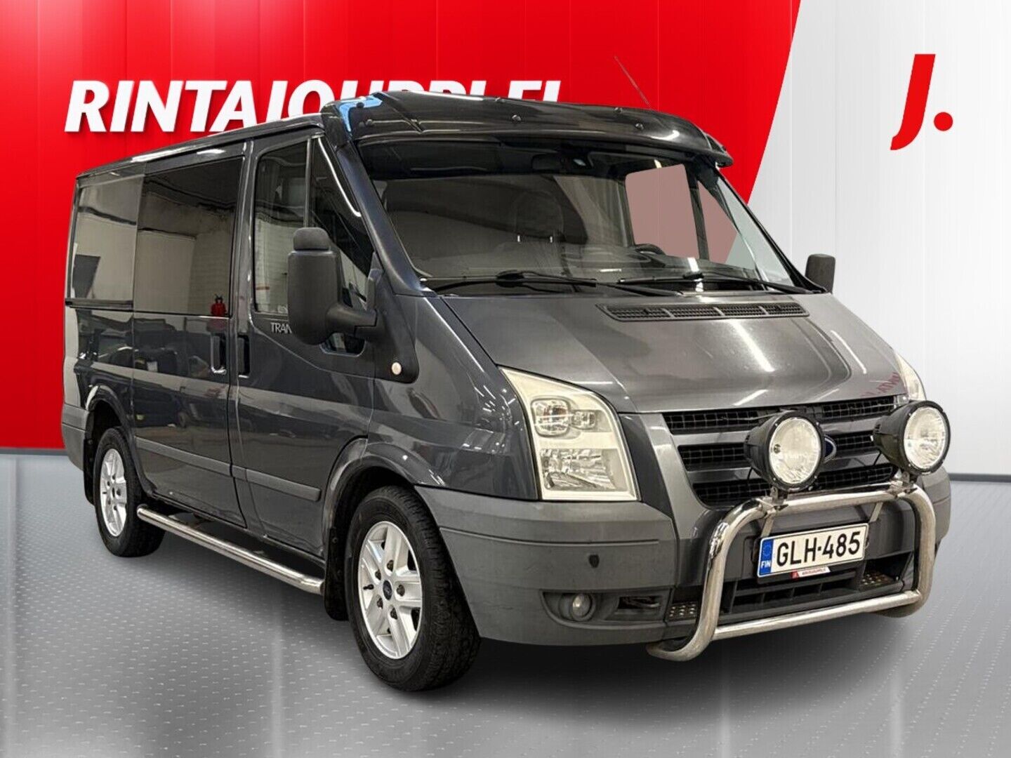 Harmaa Ford Transit