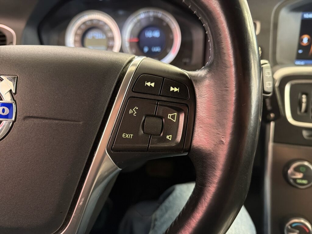 Volvo V60 2011 Harmaa