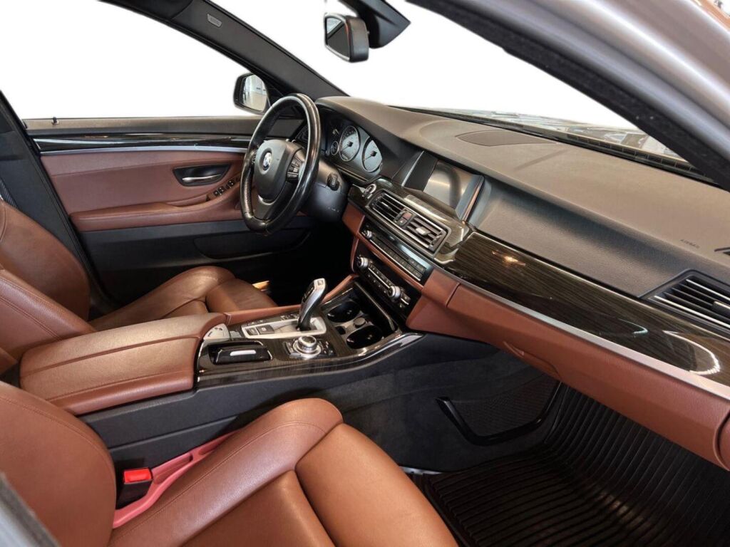 BMW 520 2014 Harmaa