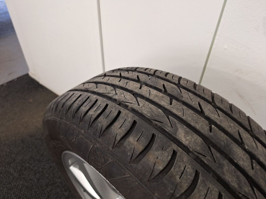 Volvo V70 2014 Ruskea (beige)