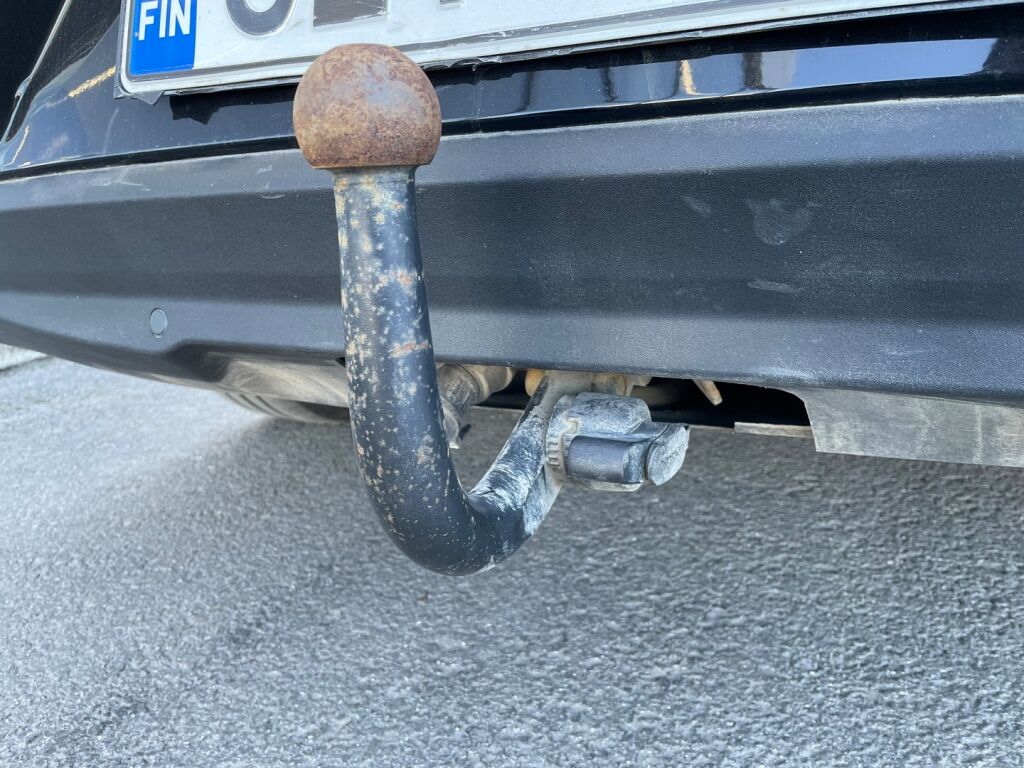 Volvo V40 2014 Musta