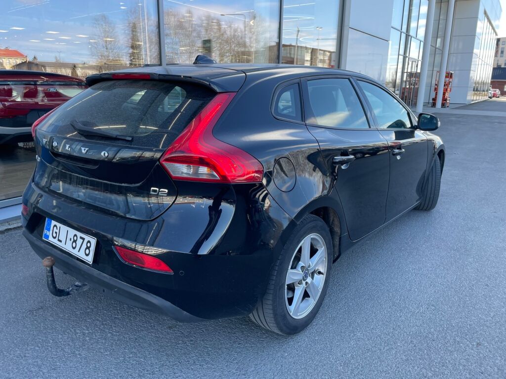 Volvo V40 2014 Musta