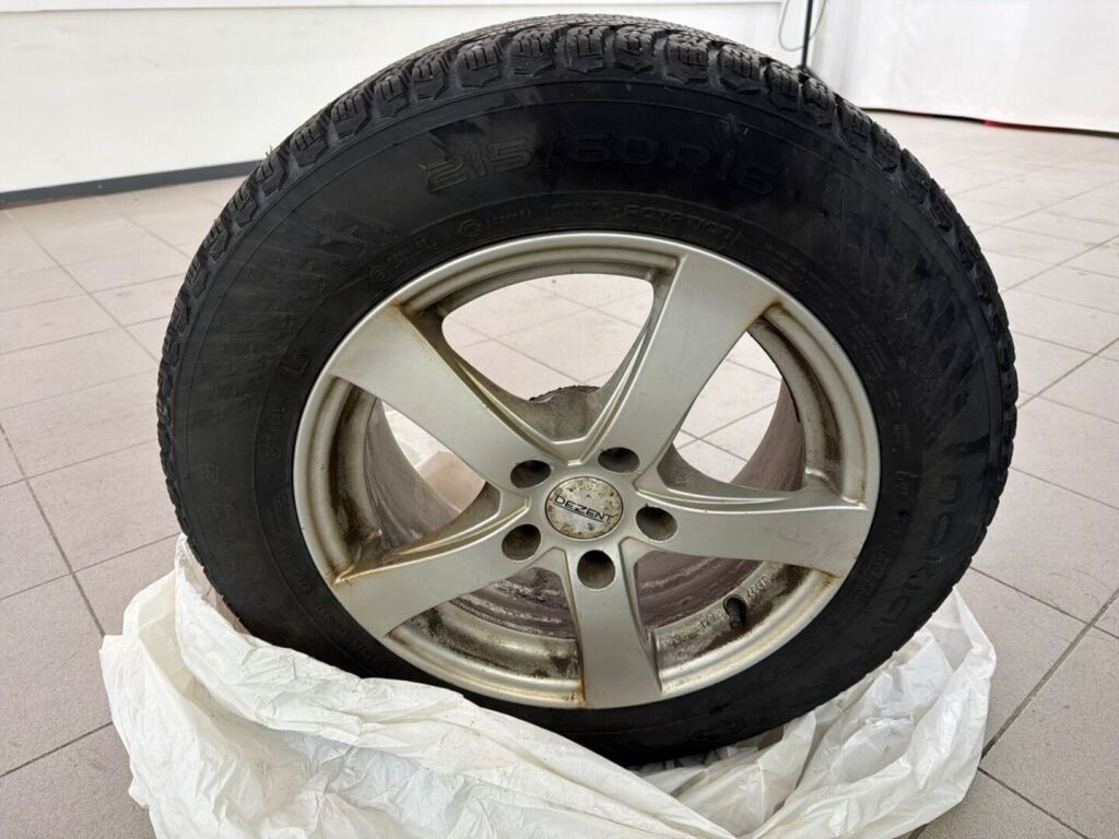 Audi A4 2014 Musta