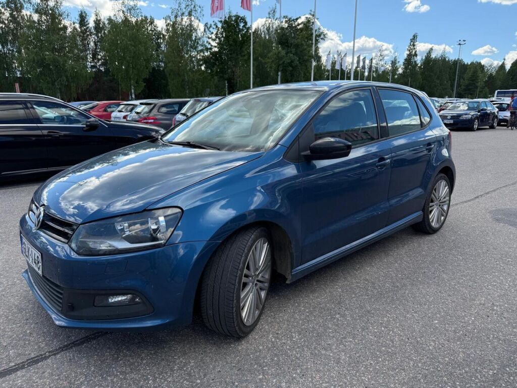 Volkswagen Polo 2015 Sininen