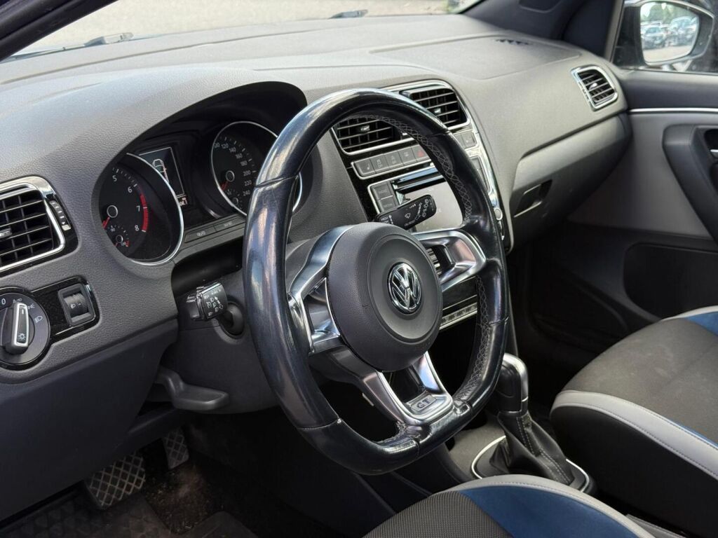 Volkswagen Polo 2015 Sininen