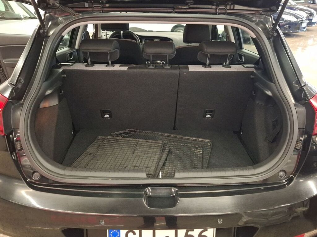 Hyundai i20 5d 2015 Musta