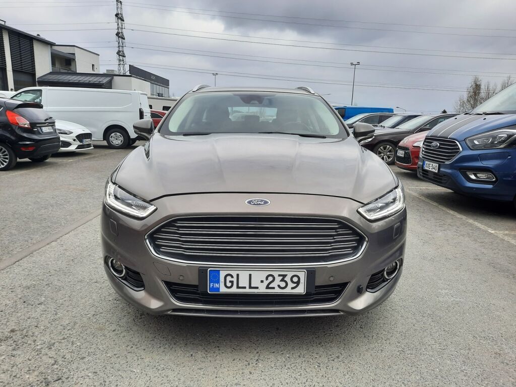 Ford Mondeo 2015 Ruskea (beige)