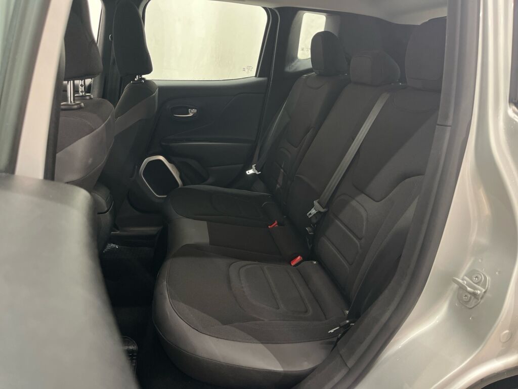 Jeep Renegade 2015 Harmaa