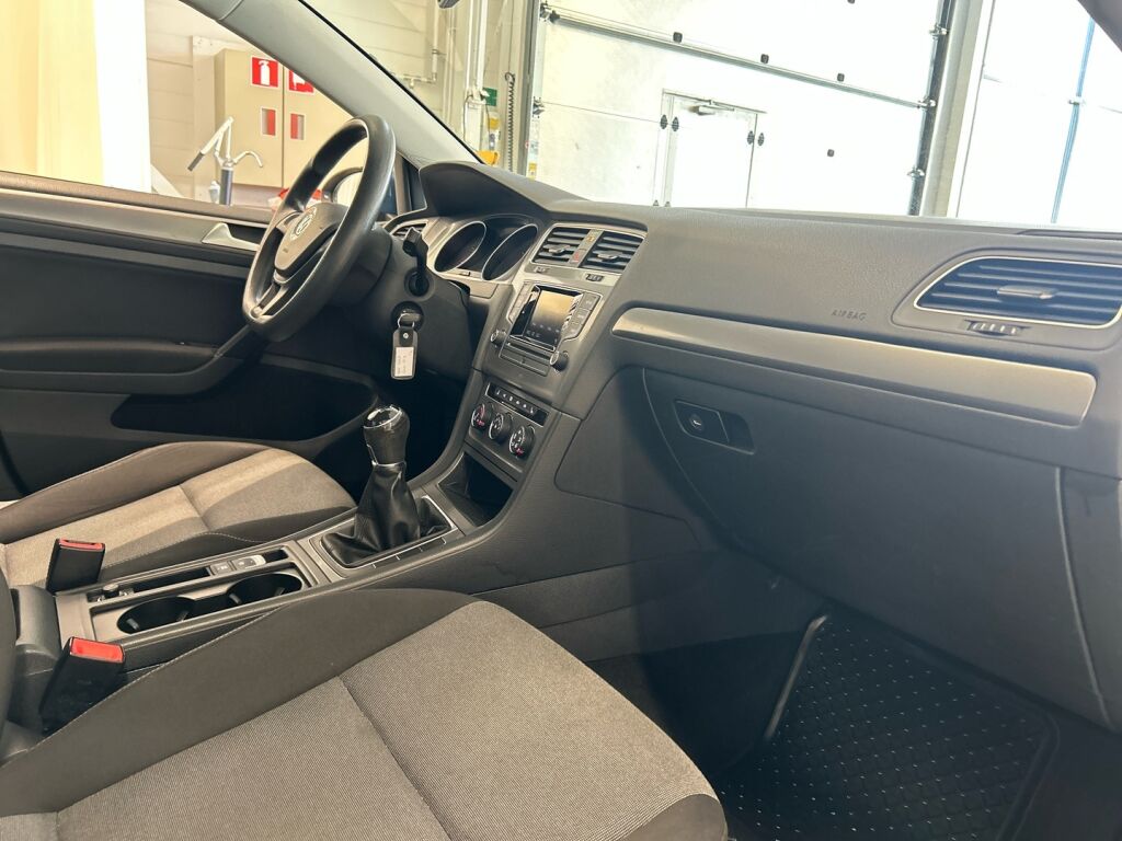 Volkswagen Golf 2015 Sininen