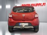 Dacia Sandero 2015 Punainen