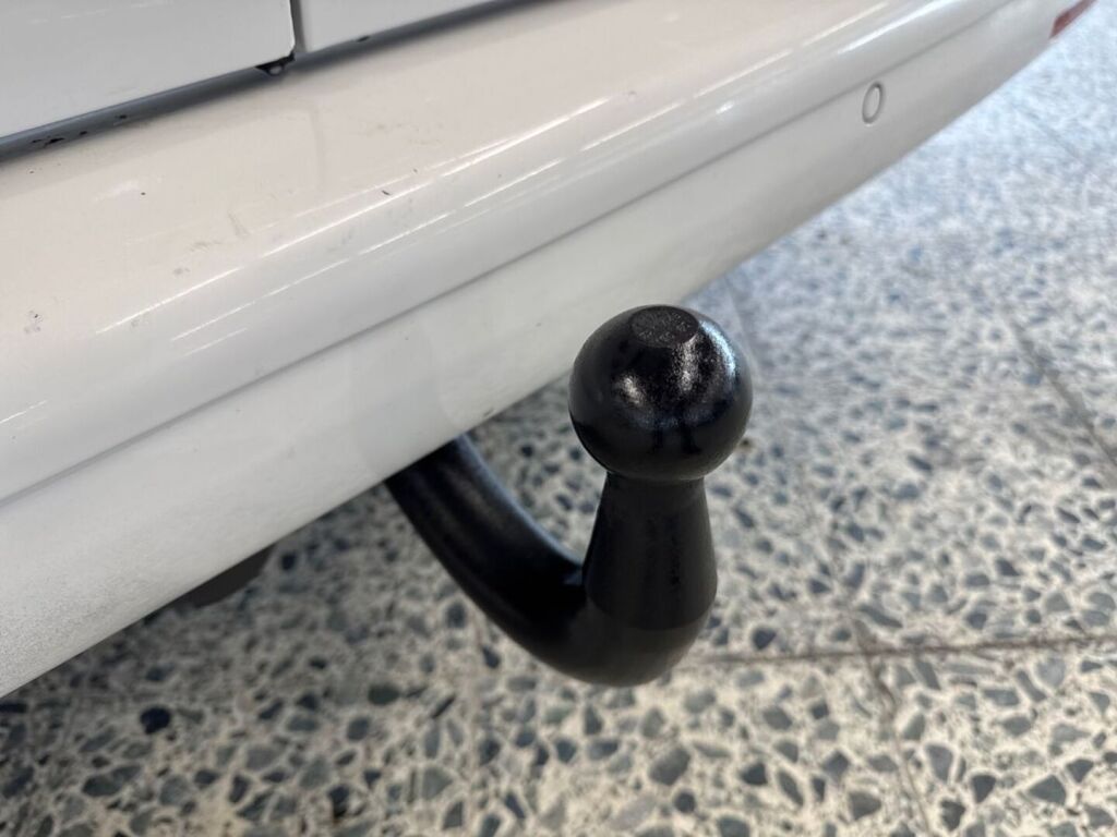 Volkswagen Transporter 2015 Valkoinen