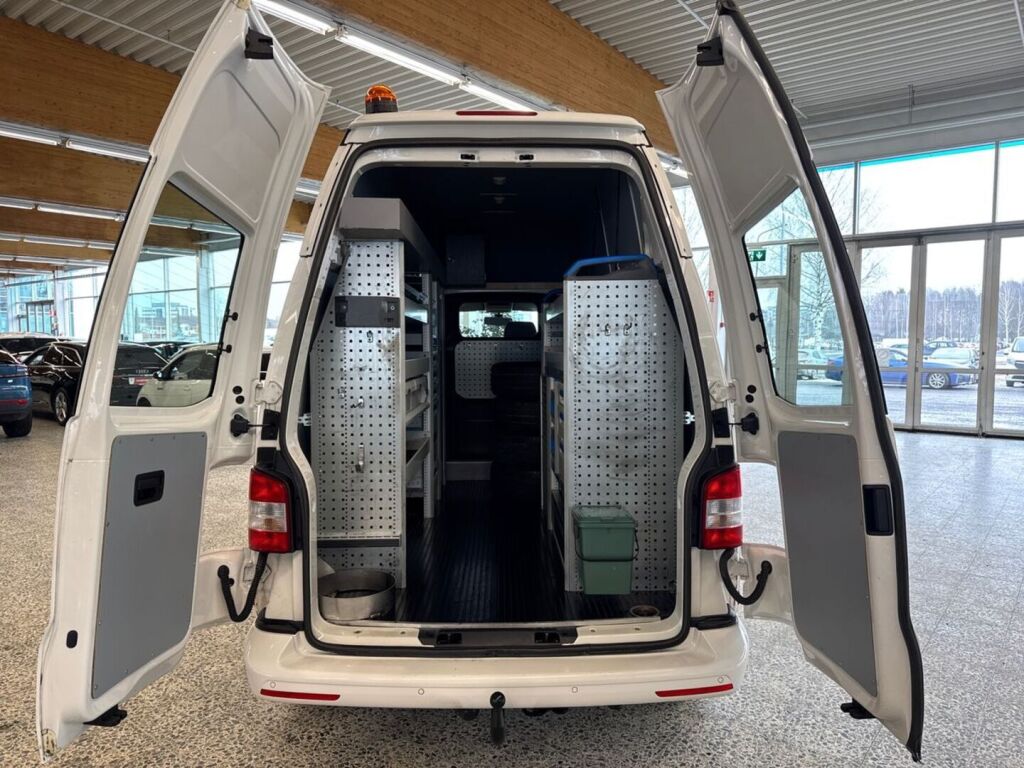 Volkswagen Transporter 2015 Valkoinen