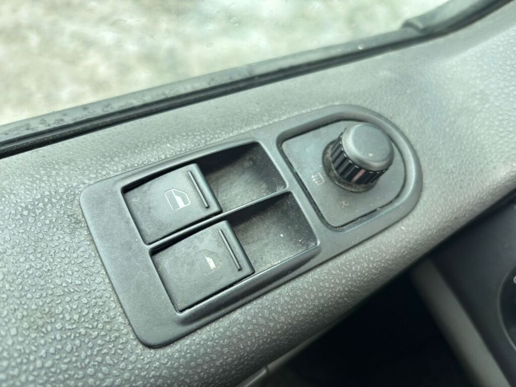 Volkswagen Transporter 2015 Valkoinen