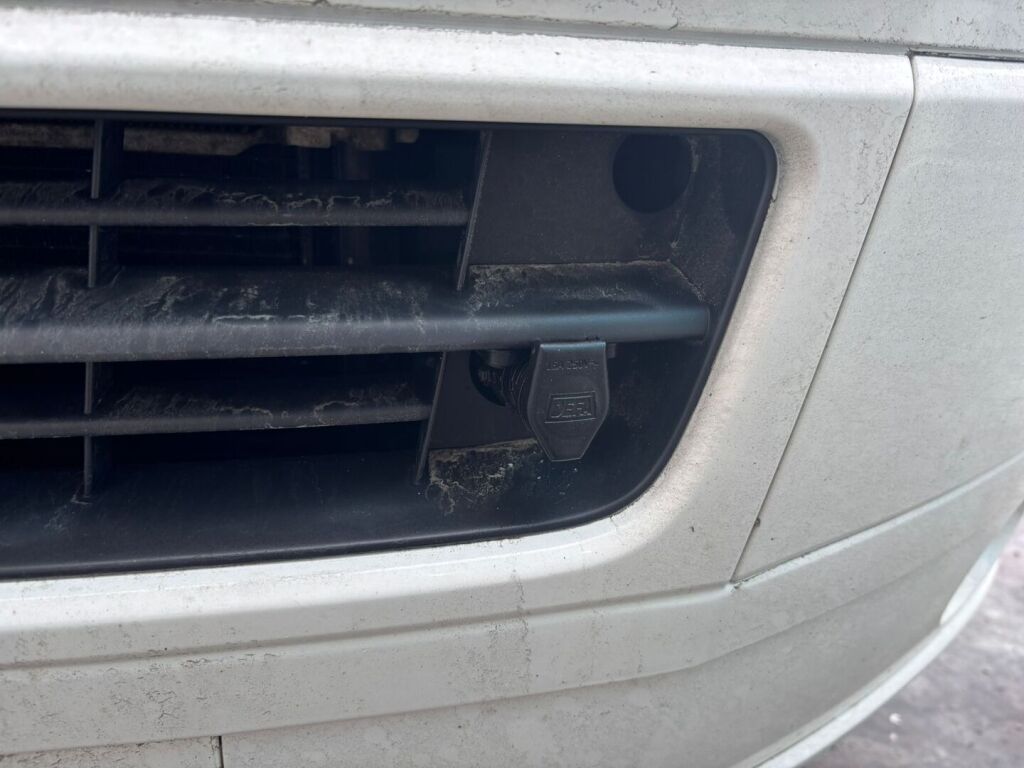 Volkswagen Transporter 2015 Valkoinen