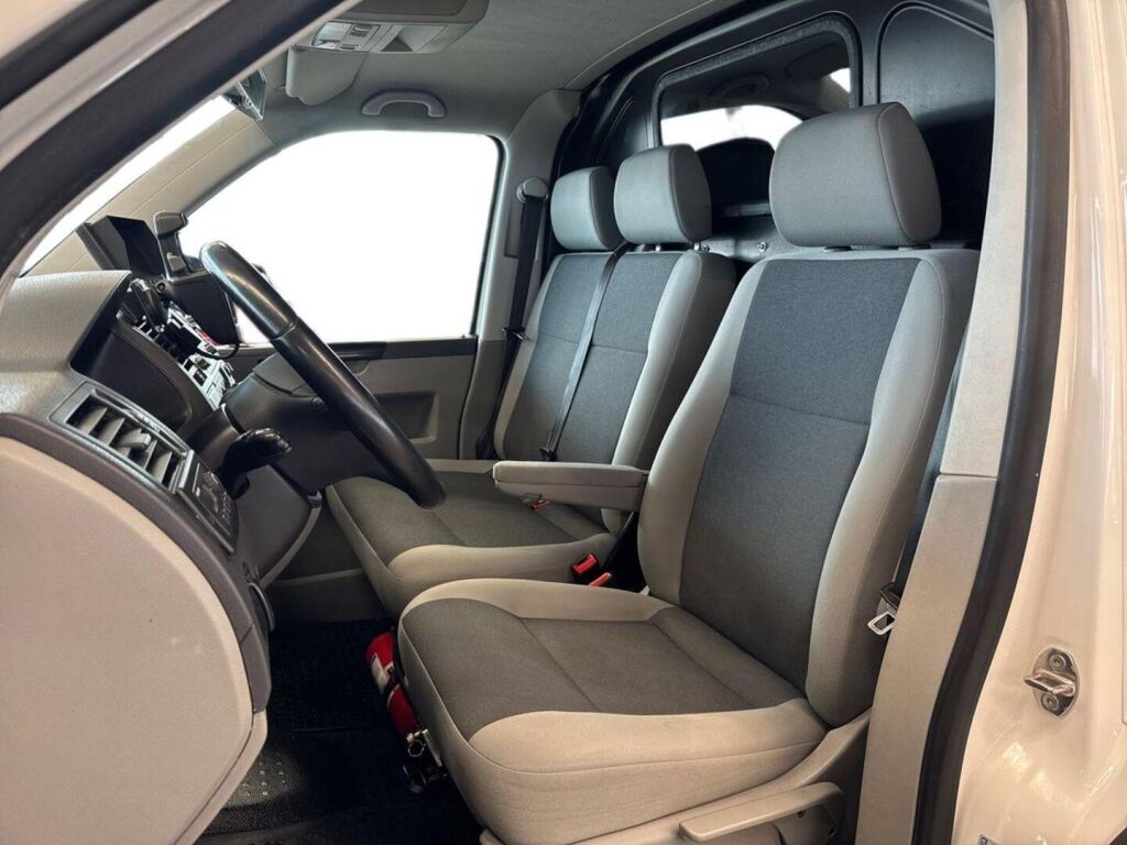 Volkswagen Transporter 2015 Valkoinen