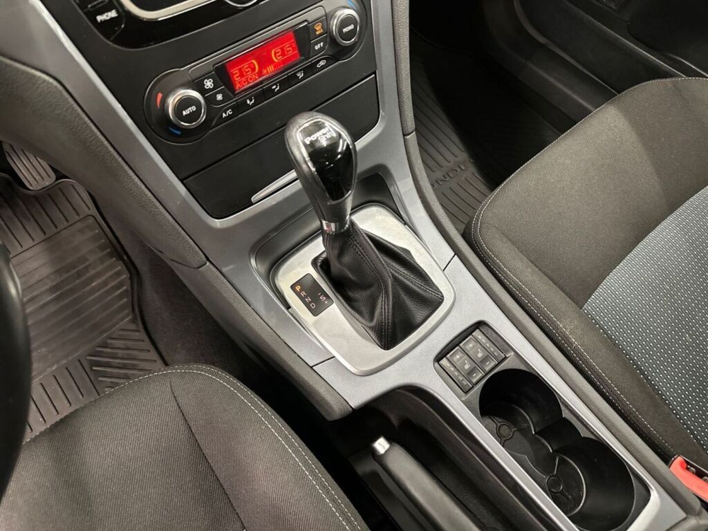 Ford Mondeo 2012 Hopea