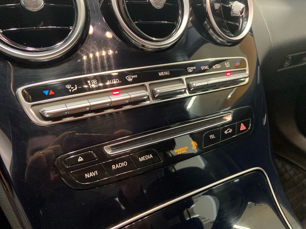 Mercedes-Benz C 2015 Harmaa