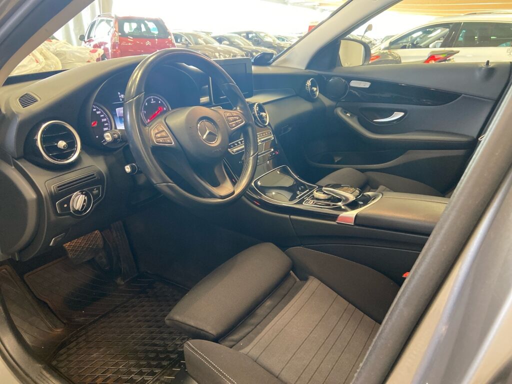 Mercedes-Benz C 2015 Harmaa