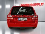 Volvo V70 2016 Punainen
